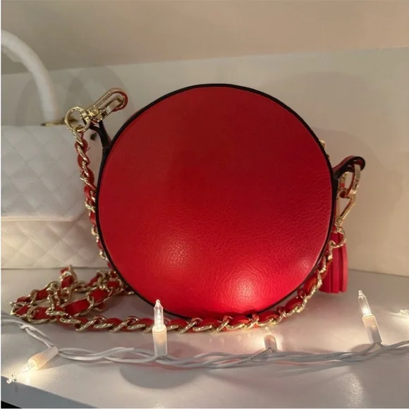 Valentino Vibrant Red Crossbody Bag with Gold Chain - Picture 2 of 8